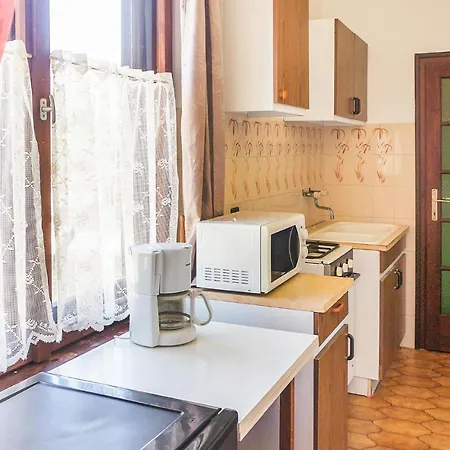 Nyaraló Nice In Revfulop W/ 3 Bedrooms