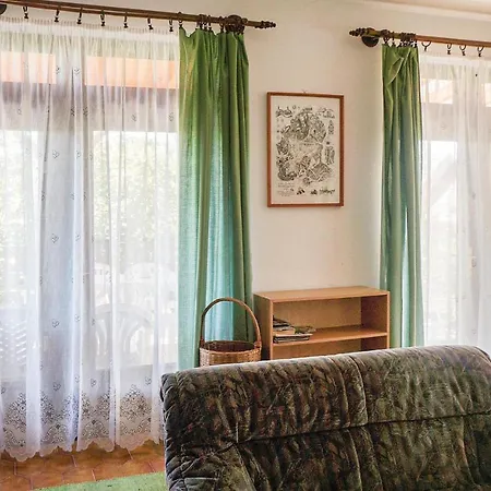 Nyaraló Nice In Revfulop W/ 3 Bedrooms